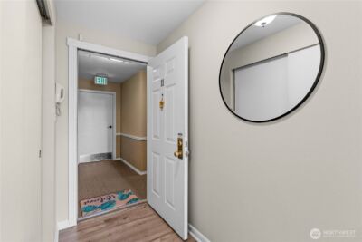 8720 Phinney Avenue #11, Seattle, WA 98103 - Photo 22