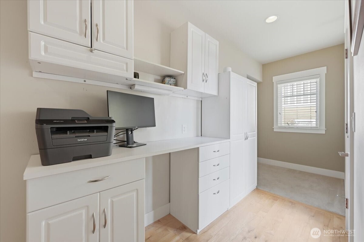 13100 NE James Way , Kingston, WA 98346