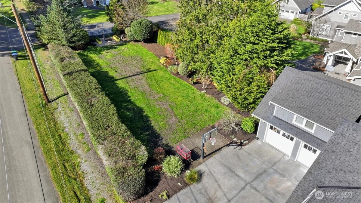 13100 NE James Way , Kingston, WA 98346