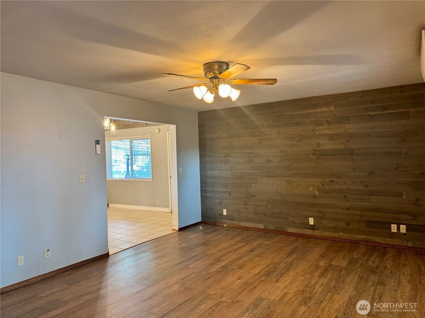 405 NW Dellah Avenue , Wilbur, WA 99185