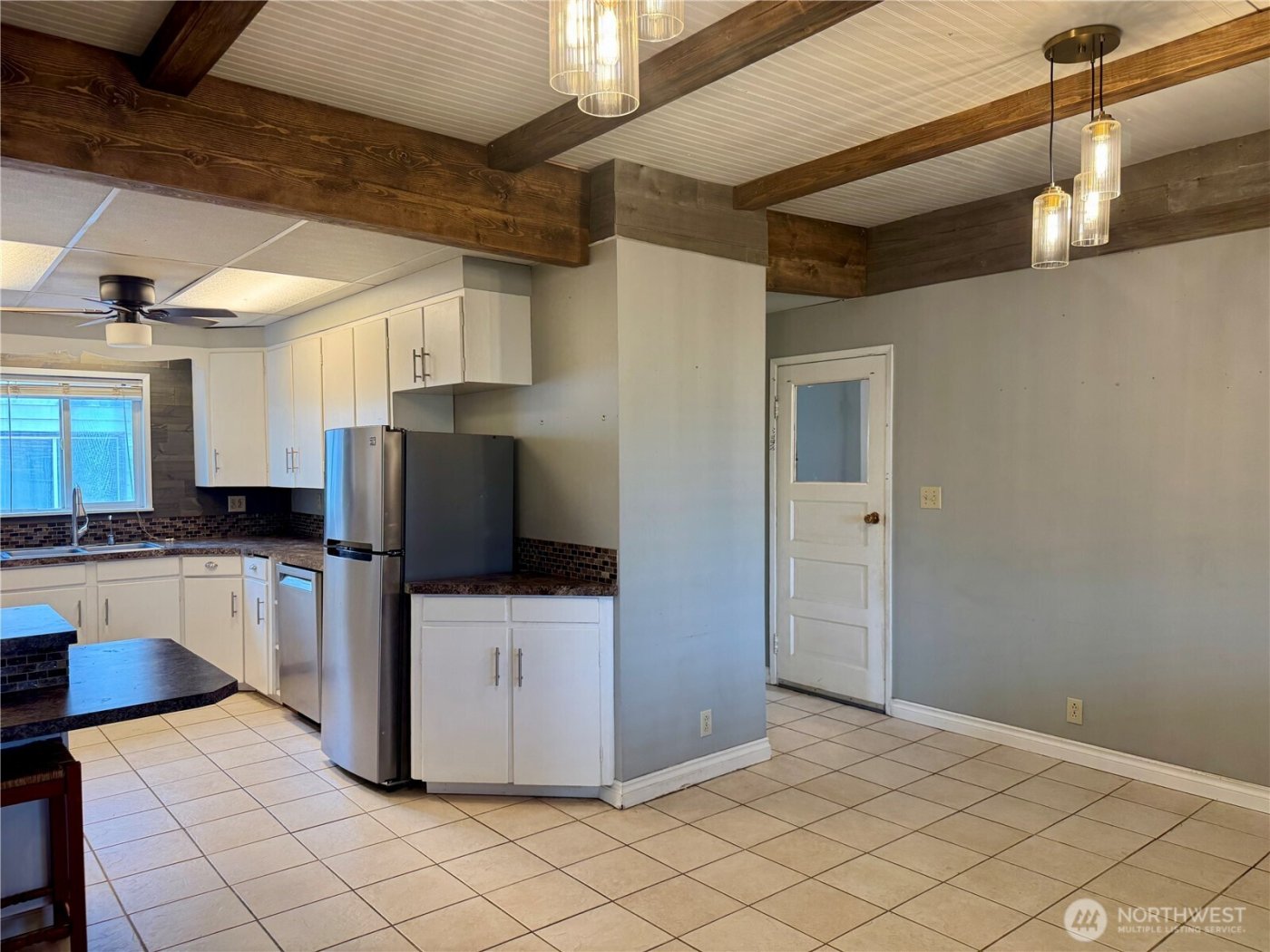 405 NW Dellah Avenue , Wilbur, WA 99185