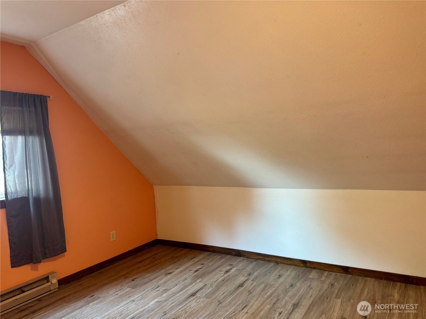 405 NW Dellah Avenue , Wilbur, WA 99185