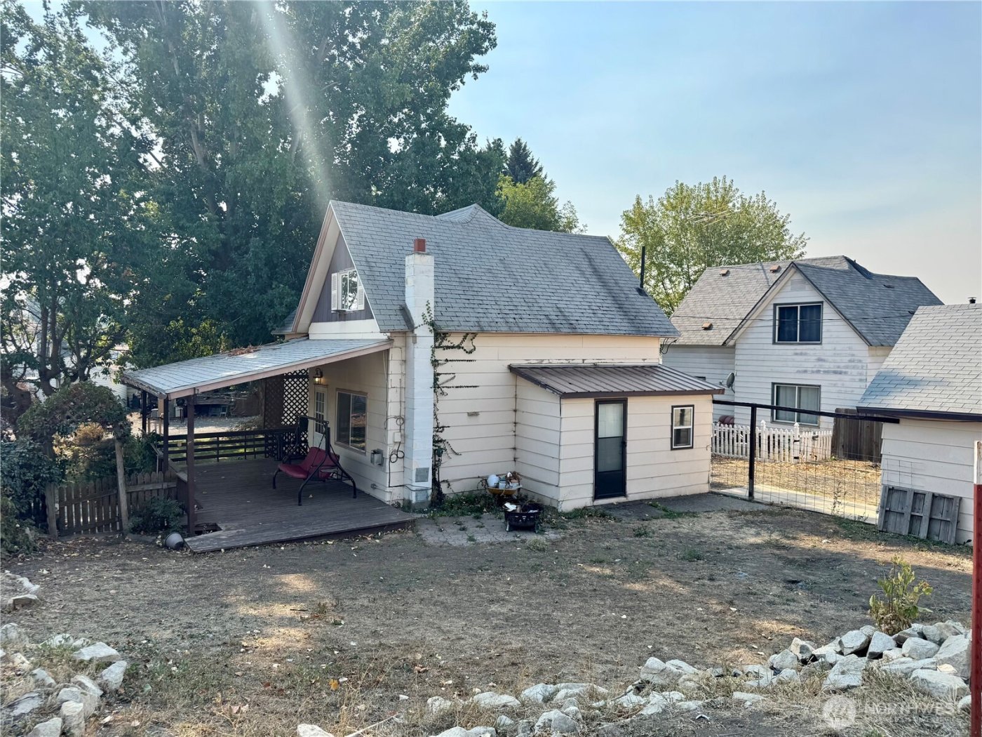 405 NW Dellah Avenue , Wilbur, WA 99185