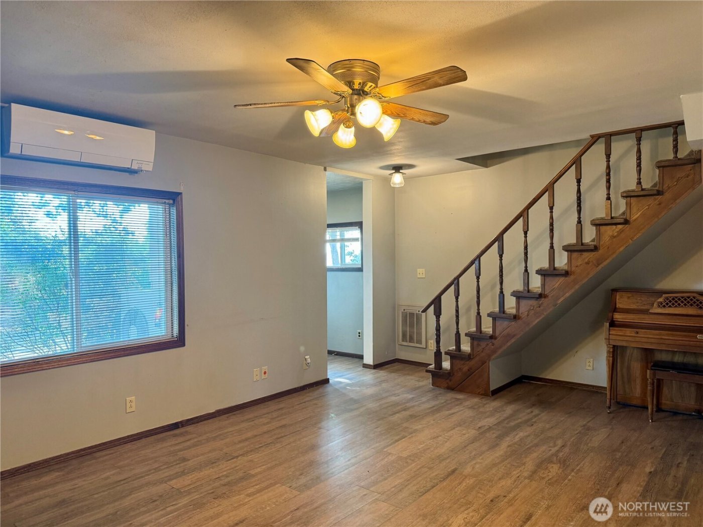 405 NW Dellah Avenue , Wilbur, WA 99185