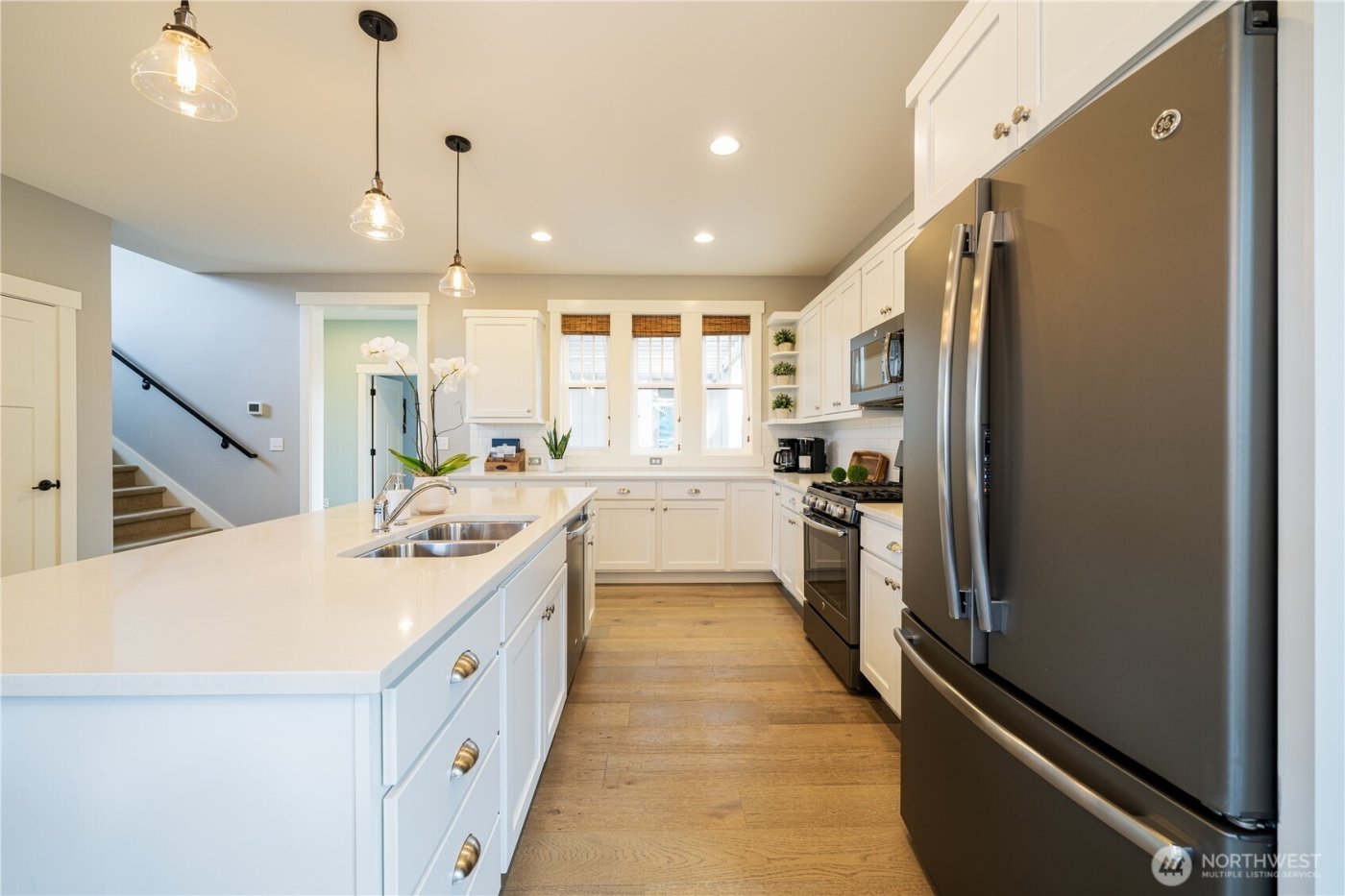 576 Porcupine Lane , Chelan, WA 98816