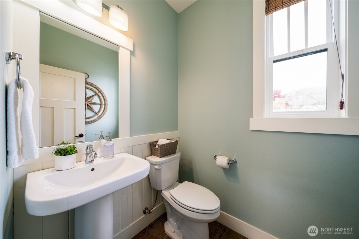 576 Porcupine Lane , Chelan, WA 98816