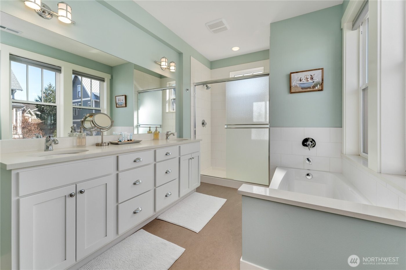 576 Porcupine Lane , Chelan, WA 98816