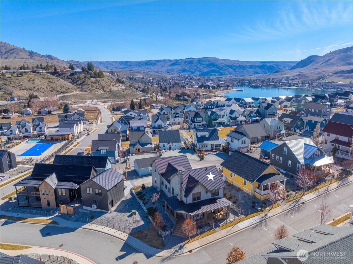 576 Porcupine Lane , Chelan, WA 98816