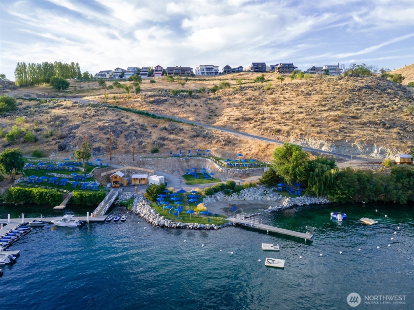 576 Porcupine Lane , Chelan, WA 98816