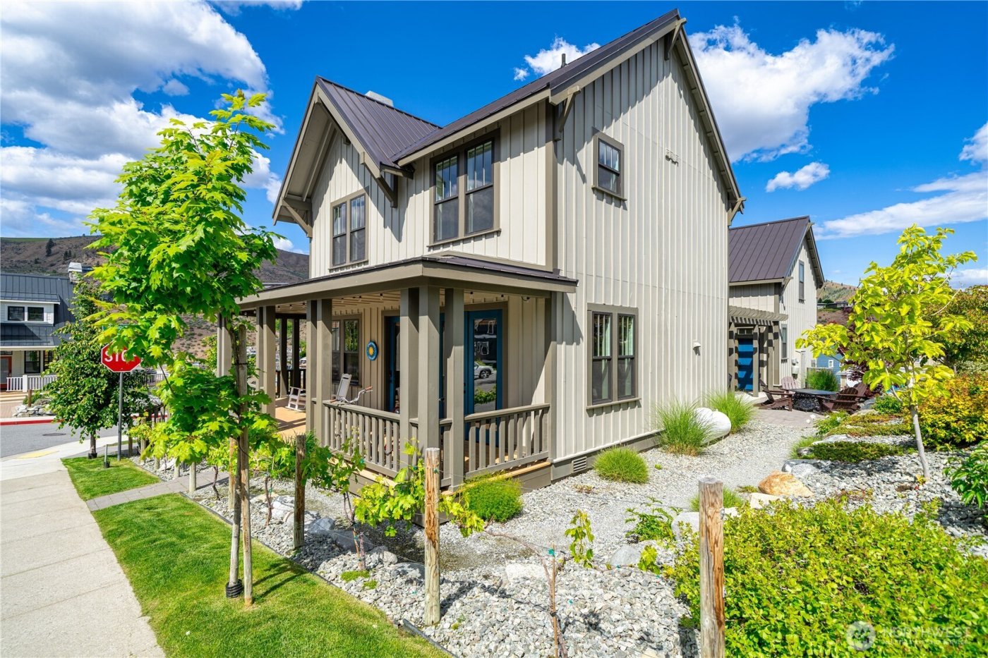 576 Porcupine Lane , Chelan, WA 98816