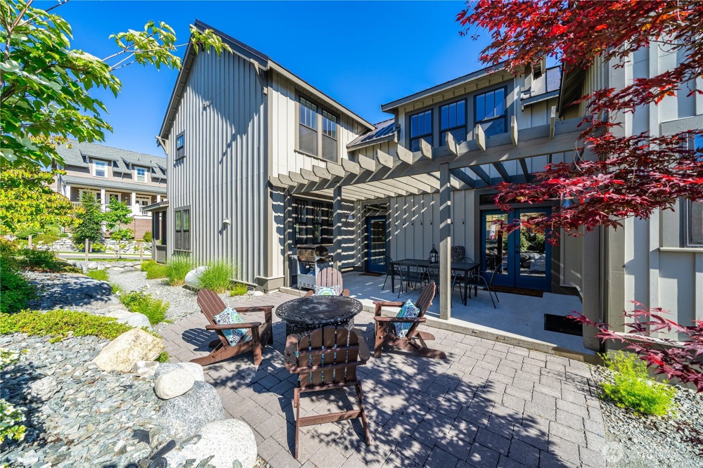 576 Porcupine Lane , Chelan, WA 98816
