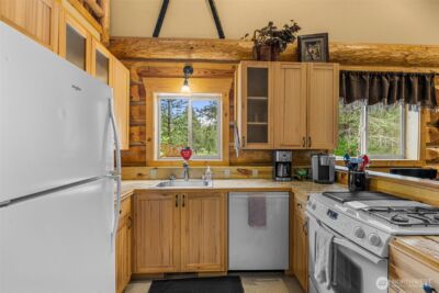 18135 River Road , Leavenworth, WA 98826 - Photo 22