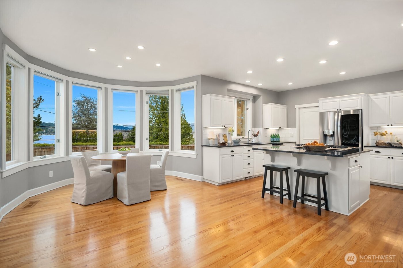 17120 SE 29th Place , Bellevue, WA 98008