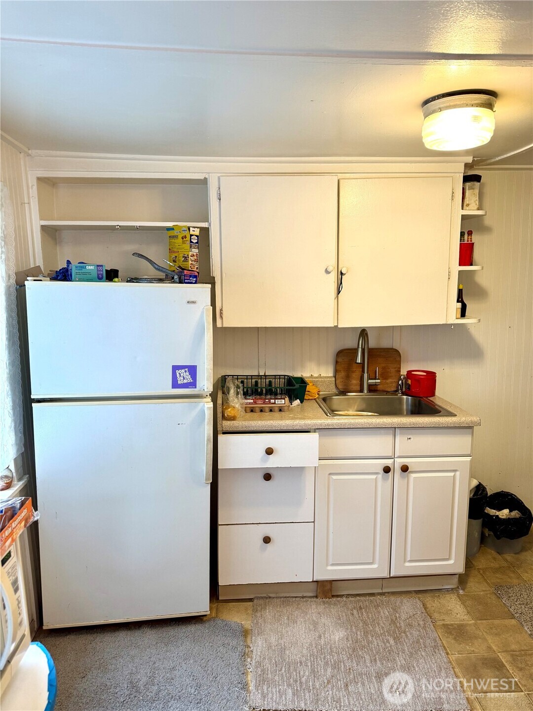 11040 11th Avenue SW, Seattle, WA 98146-3911