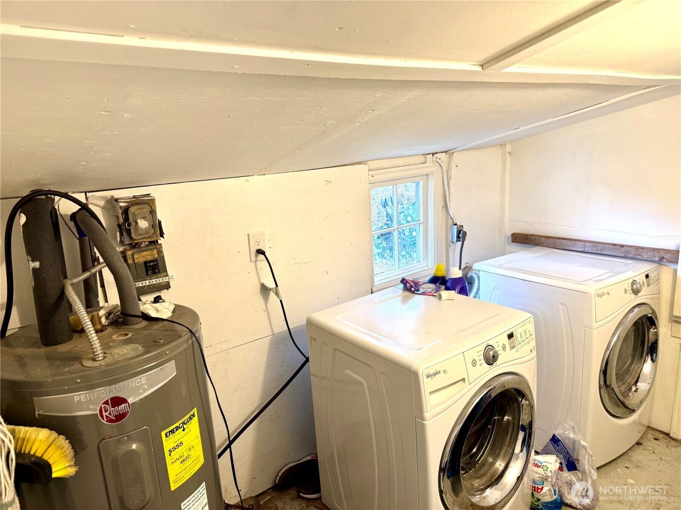 11040 11th Avenue SW, Seattle, WA 98146-3911