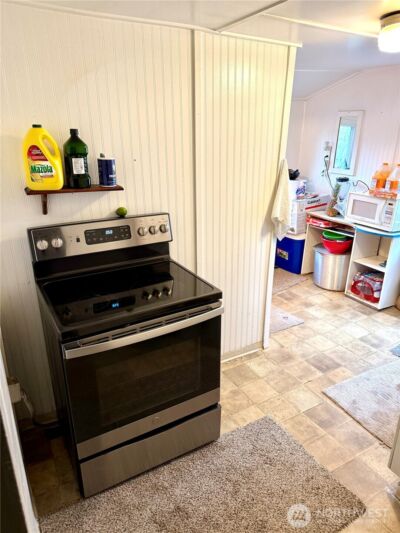 11040 11th Avenue SW, Seattle, WA 98146-3911 - Photo 16