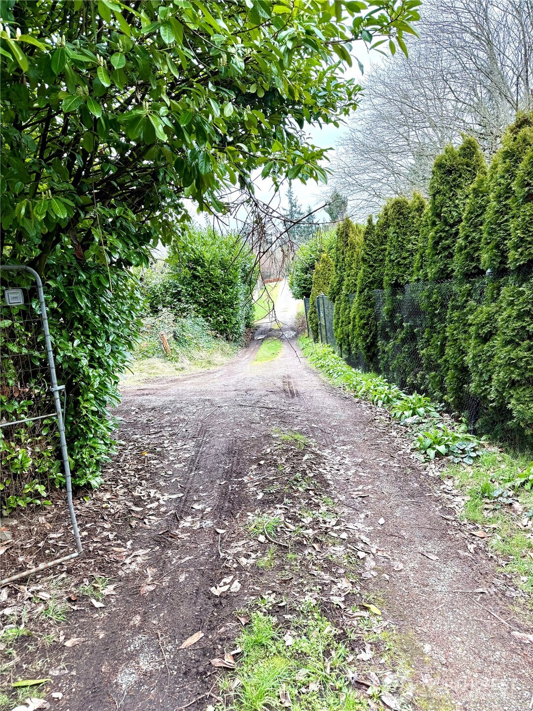 11040 11th Avenue SW, Seattle, WA 98146-3911