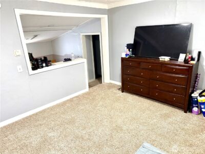 11040 11th Avenue SW, Seattle, WA 98146-3911 - Photo 3