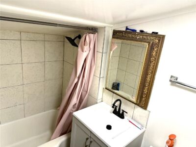 11040 11th Avenue SW, Seattle, WA 98146-3911 - Photo 8