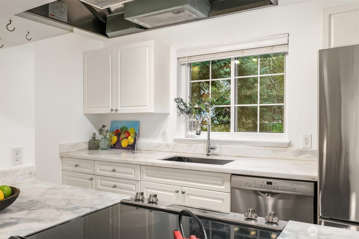 23307 Cedar Way #R102, Mountlake Terrace, WA 98043-4361