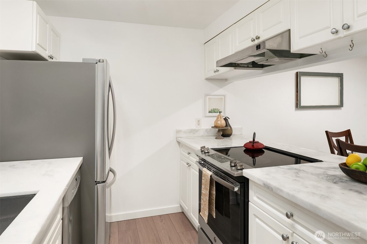 23307 Cedar Way #R102, Mountlake Terrace, WA 98043-4361