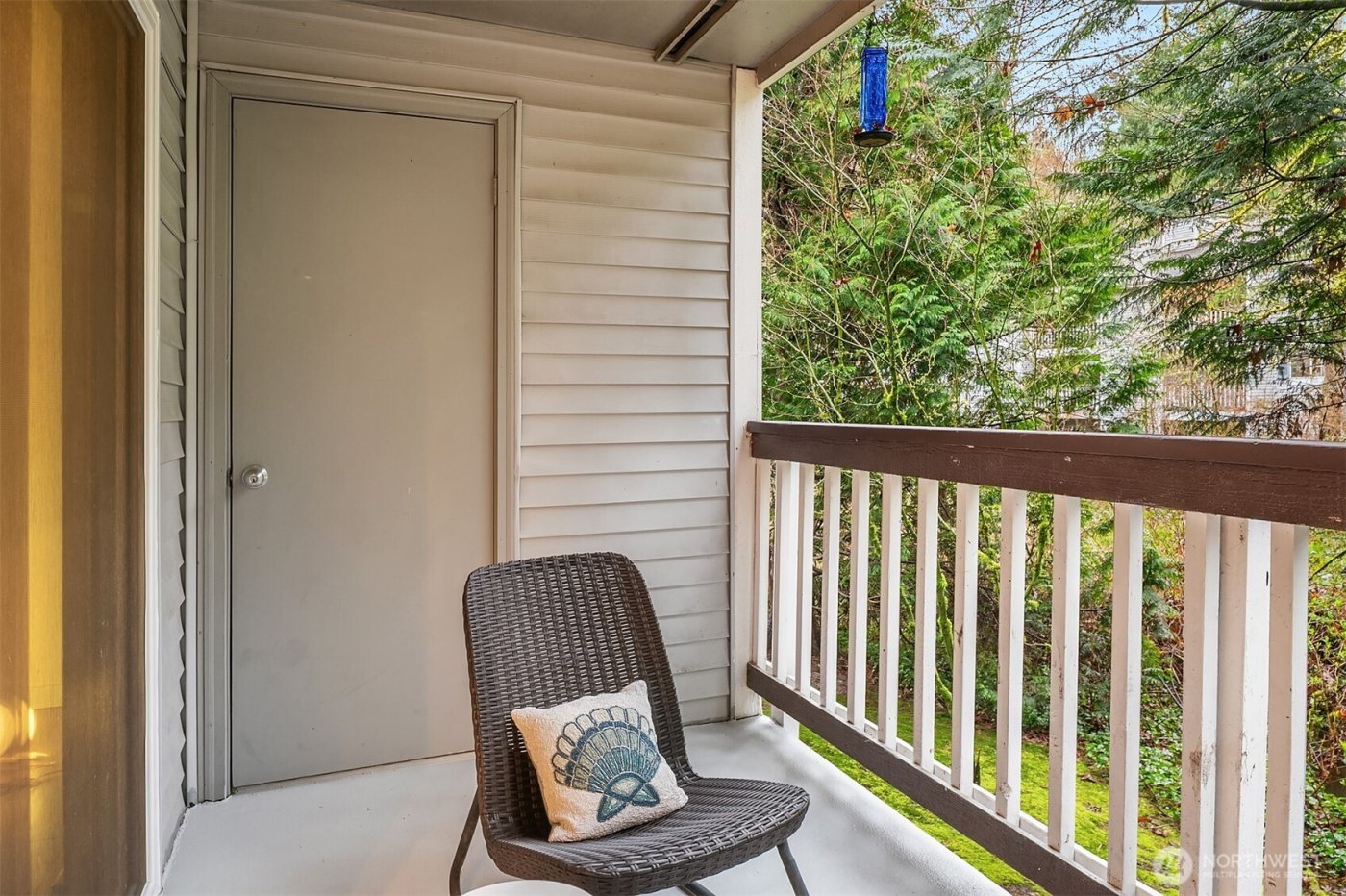23307 Cedar Way #R102, Mountlake Terrace, WA 98043-4361