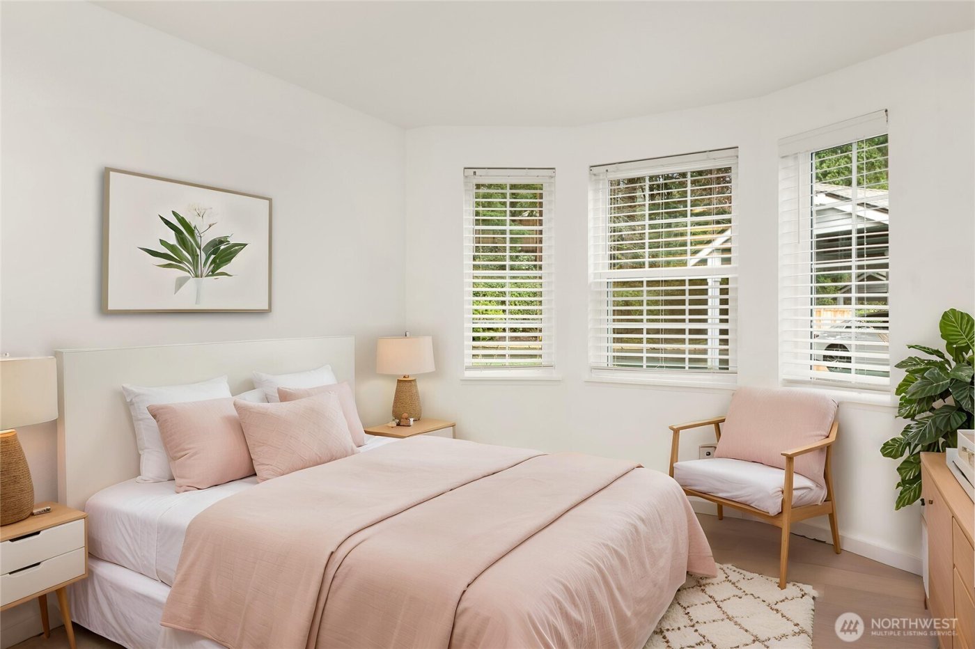 23307 Cedar Way #R102, Mountlake Terrace, WA 98043-4361