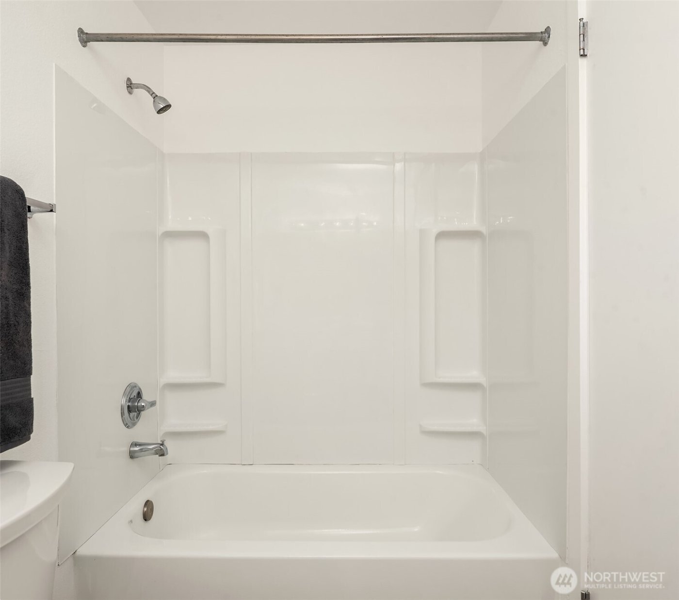 23307 Cedar Way #R102, Mountlake Terrace, WA 98043-4361