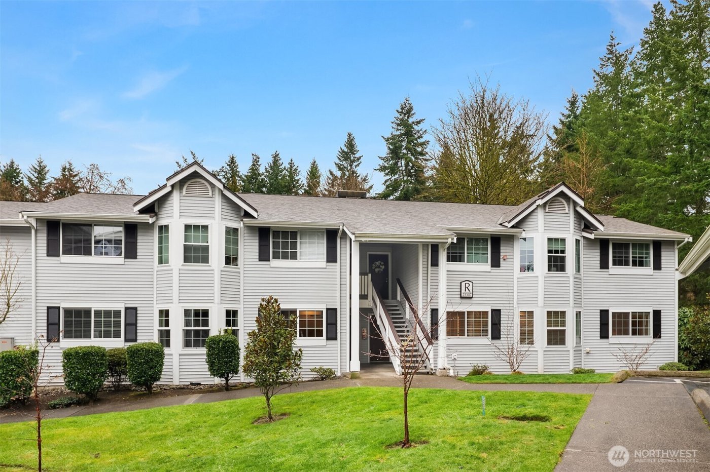23307 Cedar Way #R102, Mountlake Terrace, WA 98043-4361