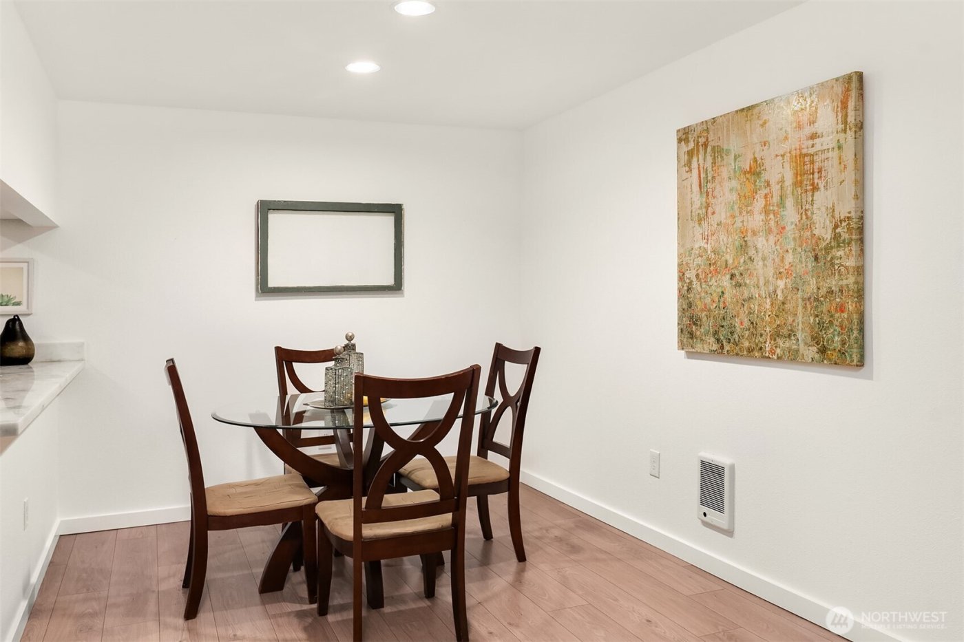 23307 Cedar Way #R102, Mountlake Terrace, WA 98043-4361