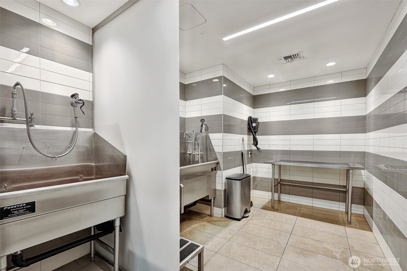 588 Bell Street #2008S, Seattle, WA 98121