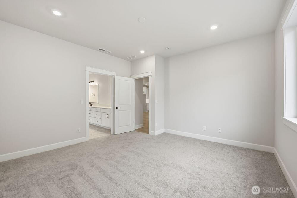 2609 Acer Loop SE, Lacey, WA 98513