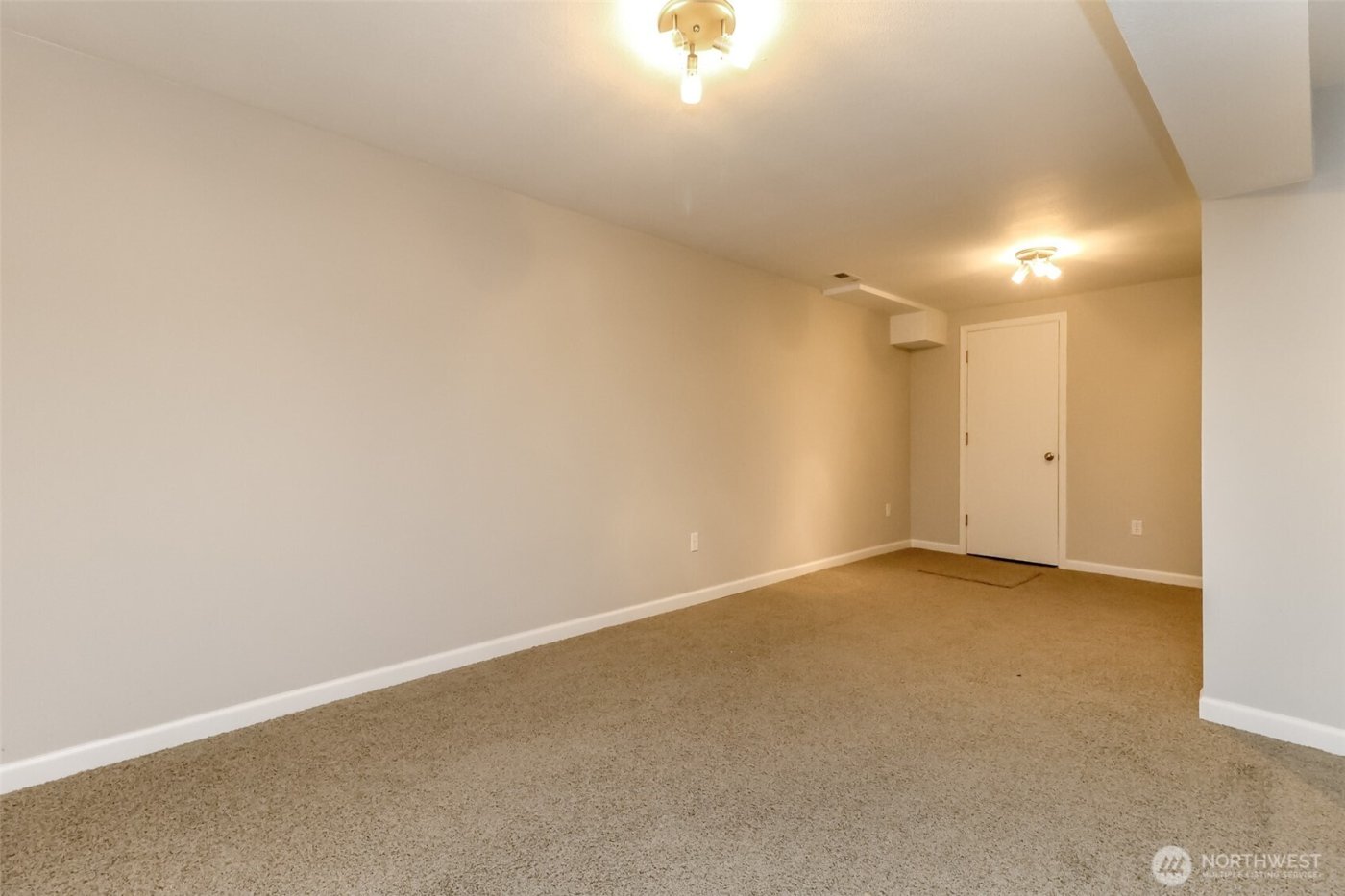 7117 40th Street W #7, University Place, WA 98466