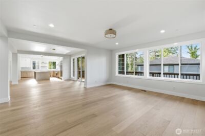 11087 SE 62nd Place , Bellevue, WA 98006 - Photo 11
