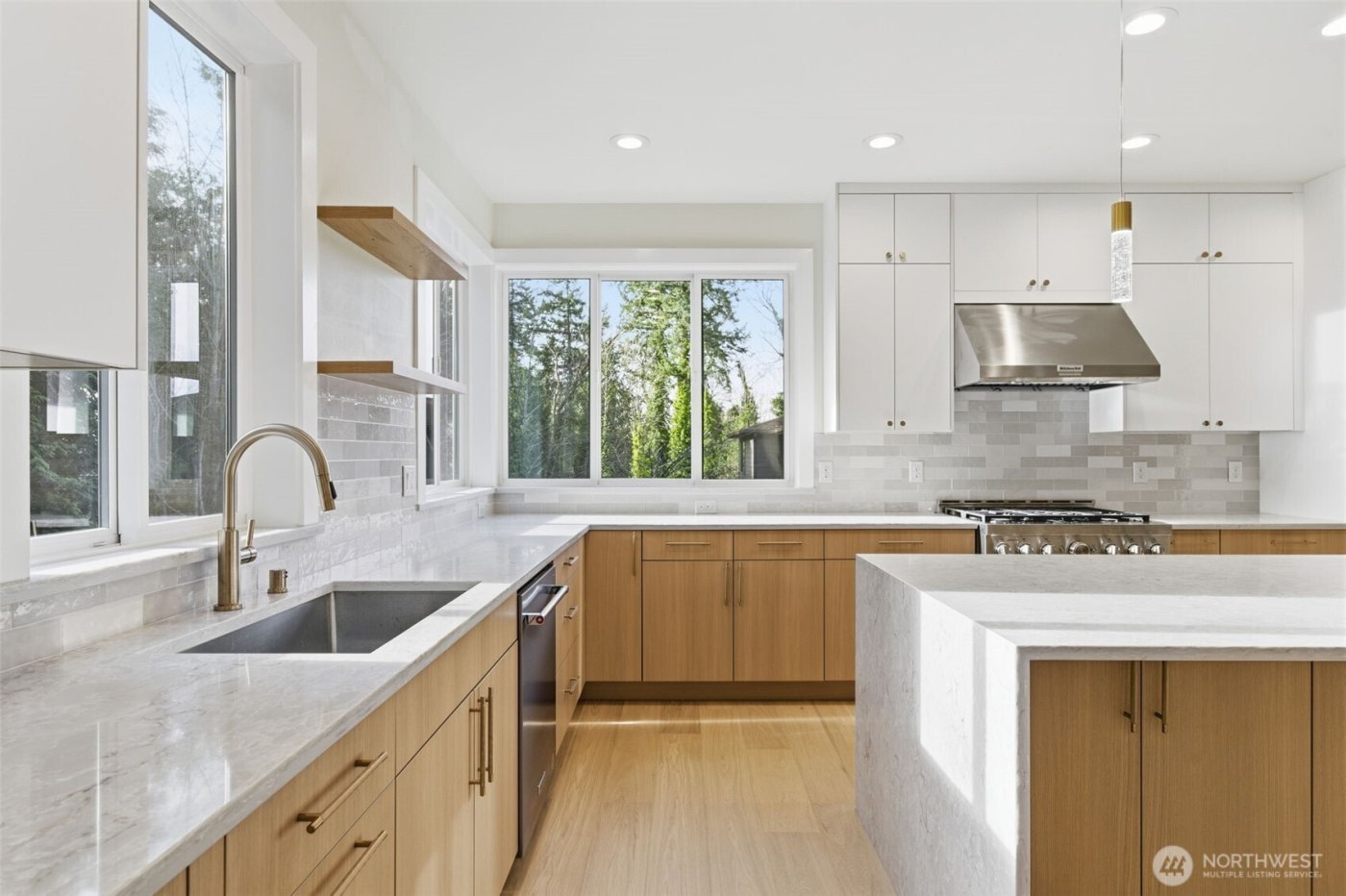 11087 SE 62nd Place , Bellevue, WA 98006