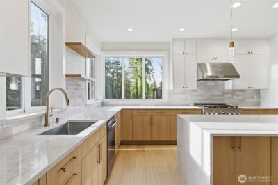 11087 SE 62nd Place , Bellevue, WA 98006 - Photo 16