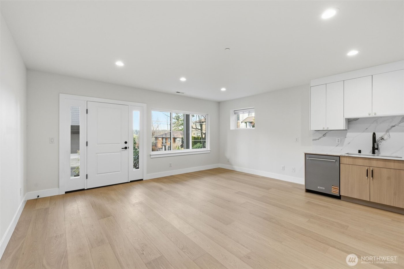 11087 SE 62nd Place , Bellevue, WA 98006