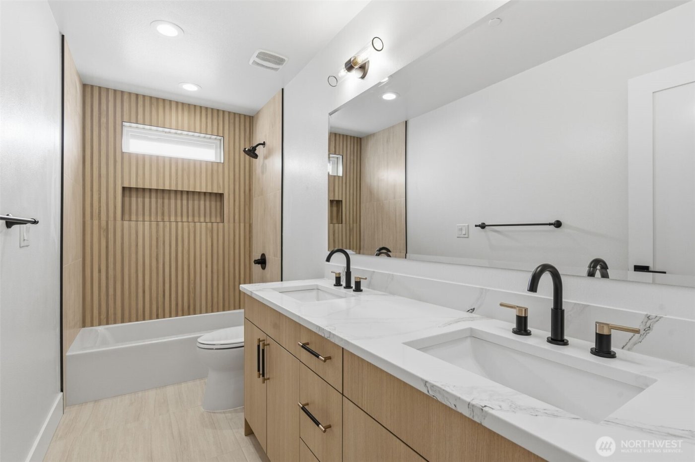 11087 SE 62nd Place , Bellevue, WA 98006