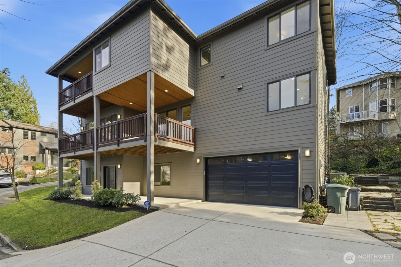 11087 SE 62nd Place , Bellevue, WA 98006