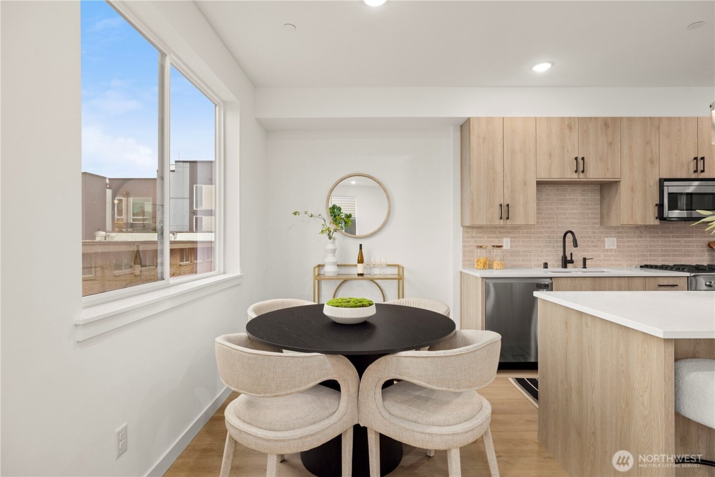 6546 C Latona Avenue NE, Seattle, WA 98115