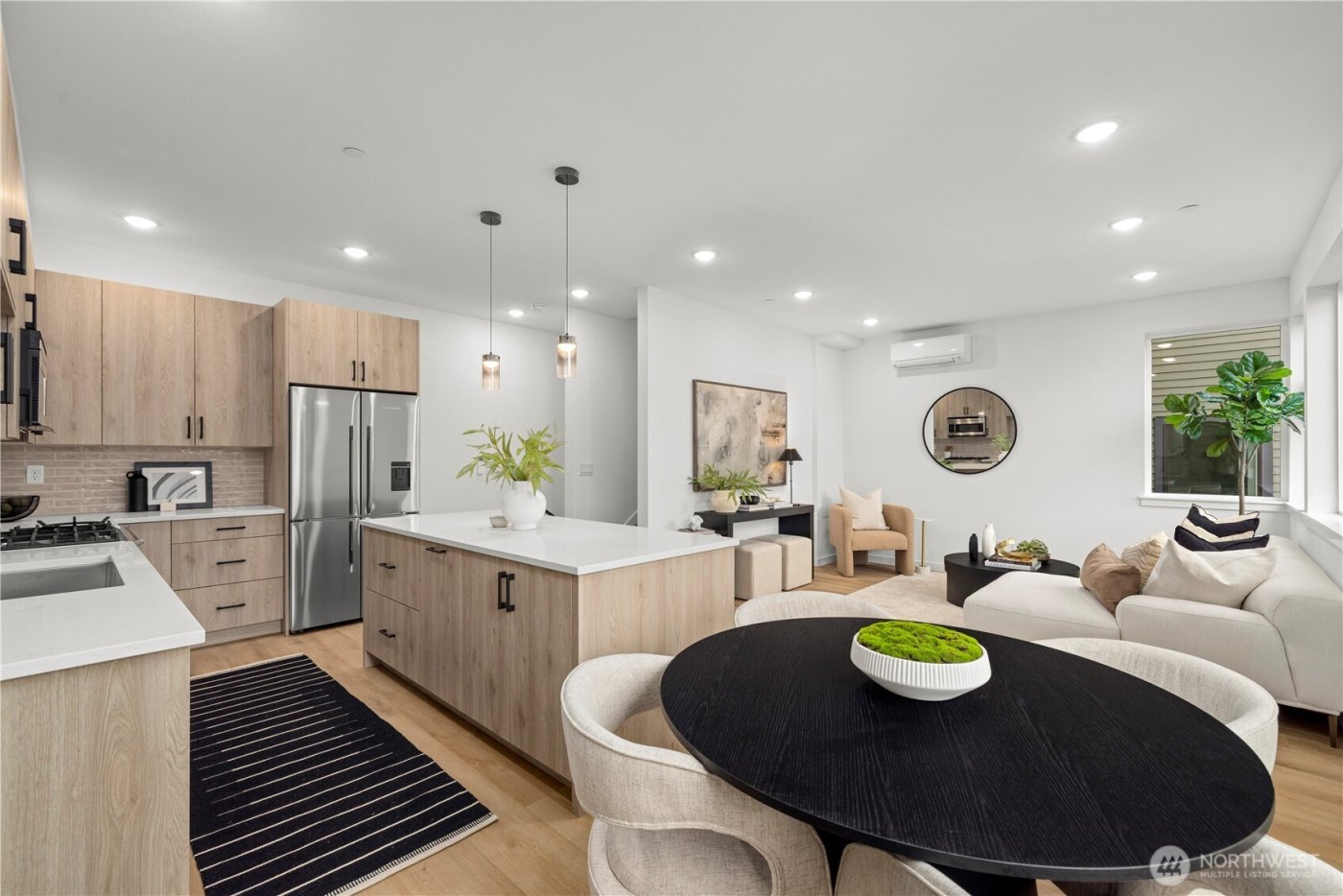 6546 C Latona Avenue NE, Seattle, WA 98115