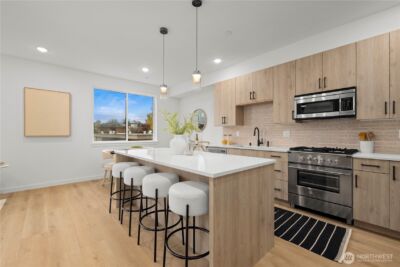 6546 C Latona Avenue NE, Seattle, WA 98115