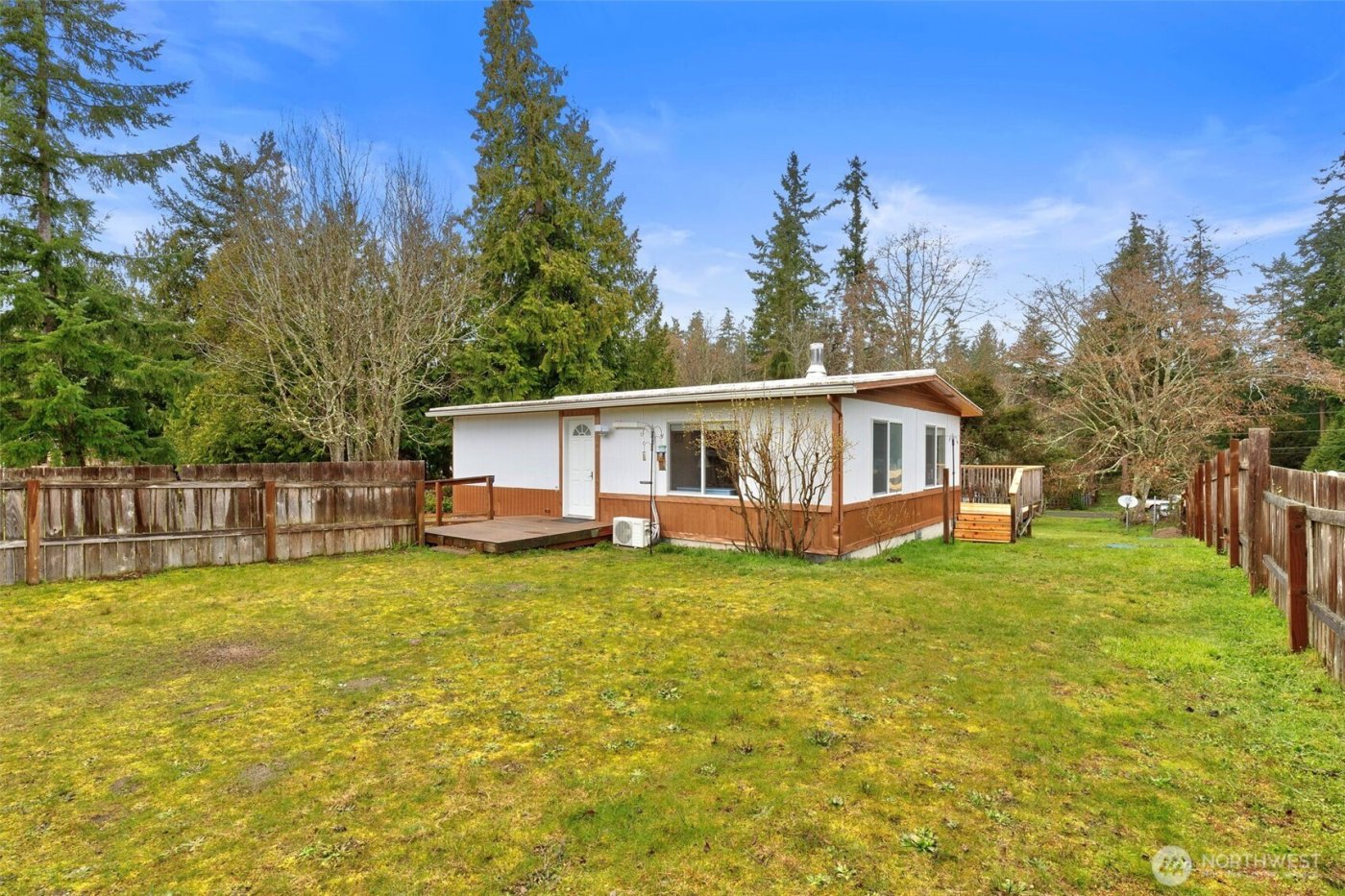 184 W Swaney Street , Port Hadlock, WA 98339