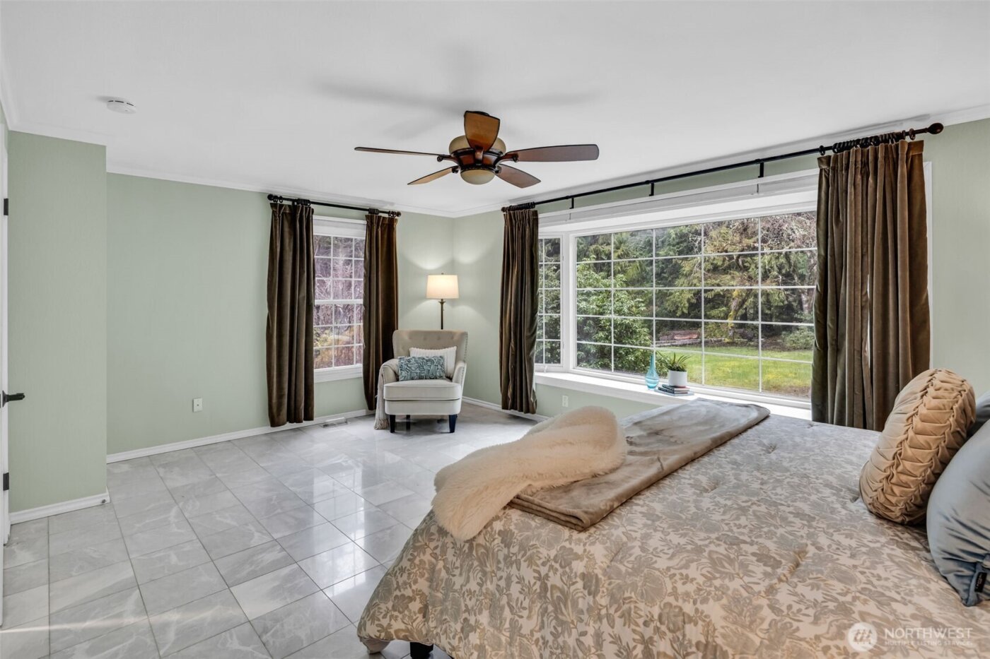 21609 NE 4th Street , Sammamish, WA 98074