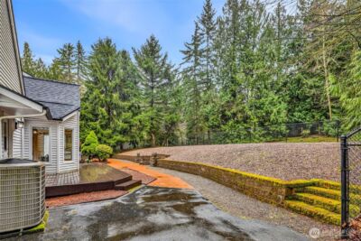 21609 NE 4th Street , Sammamish, WA 98074 - Photo 32
