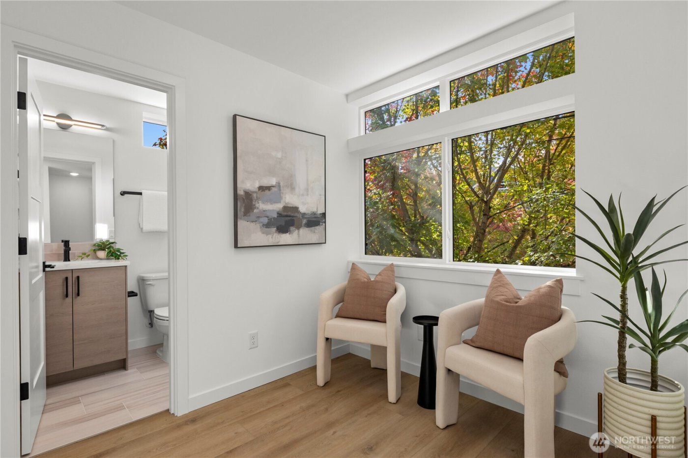 6544 A Latona Avenue NE, Seattle, WA 98115