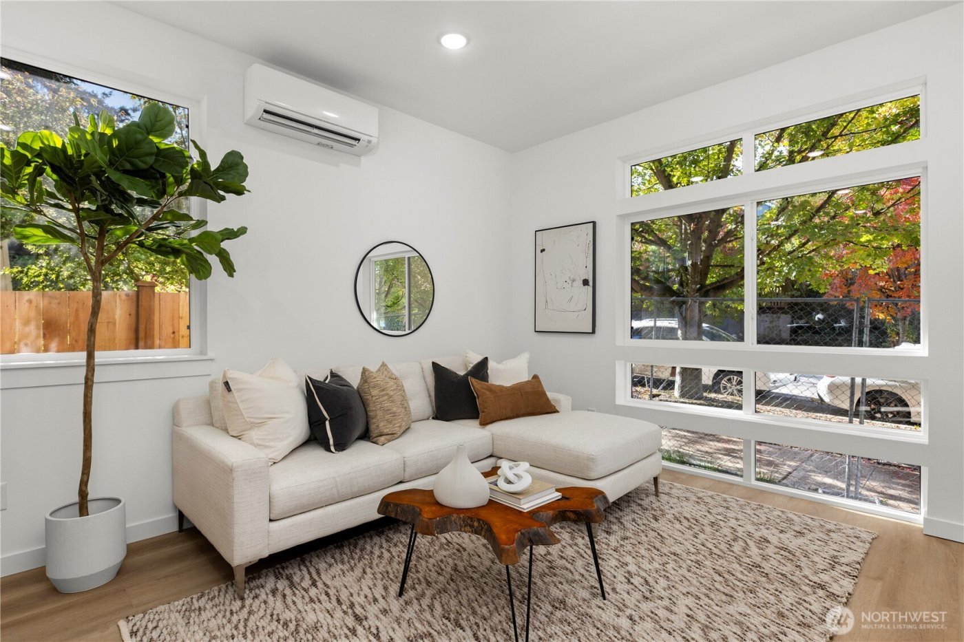 6544 A Latona Avenue NE, Seattle, WA 98115