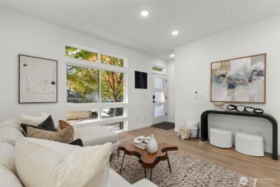 6544 A Latona Avenue NE, Seattle, WA 98115 - Photo 8