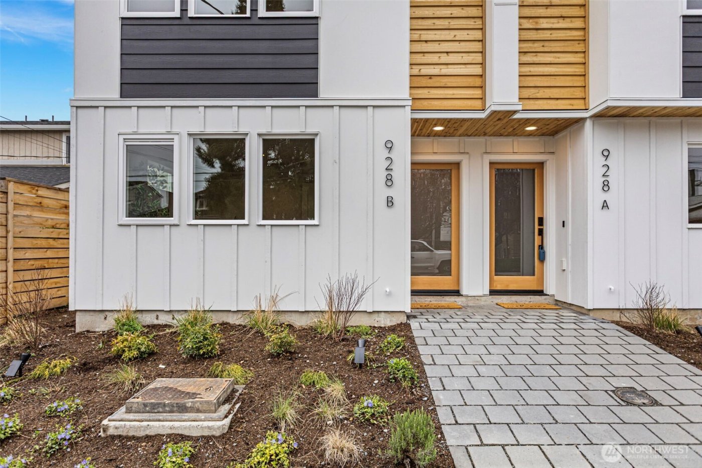 928 NW 57th Street #B, Seattle, WA 98107