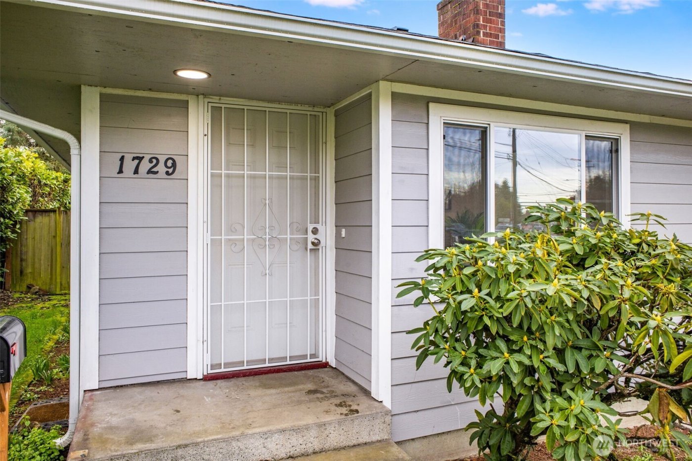 1729 S Columbian Way , Seattle, WA 98108